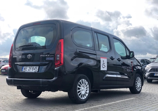 Toyota Proace City Verso cena 212232 przebieg: 1, rok produkcji 2024 z Kazimierza Wielka małe 154